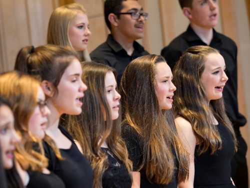 TD House Singing 31.jpg