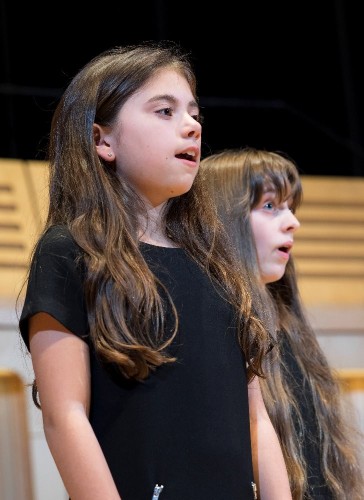 TD House Singing 32.jpg