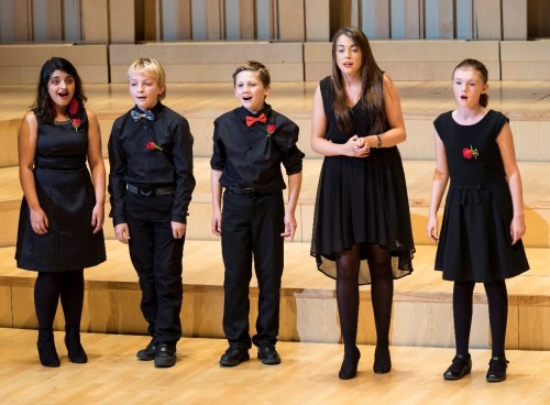 TD House Singing 68.jpg