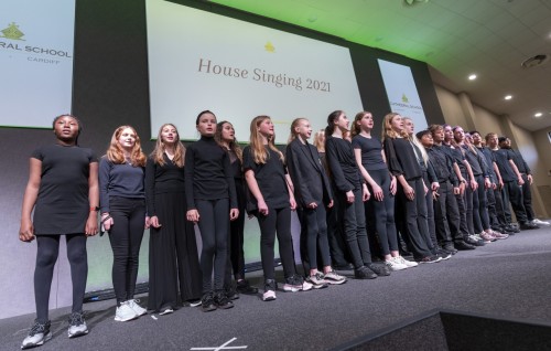 TD House singing 2021 40.jpg